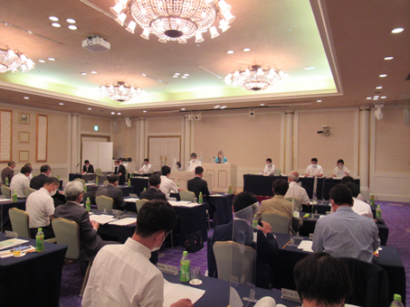 写真：議会の様子